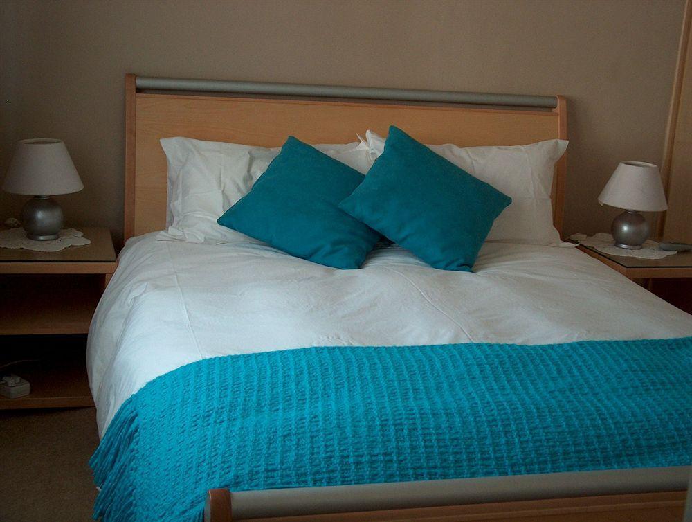Liongate Bed And Breakfast Edenvale Exterior foto