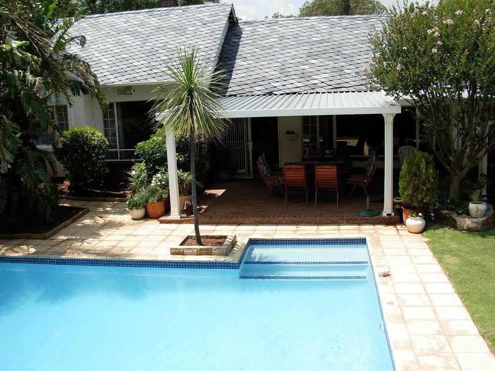 Liongate Bed And Breakfast Edenvale Exterior foto